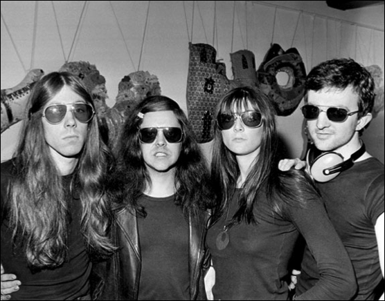 tg1976